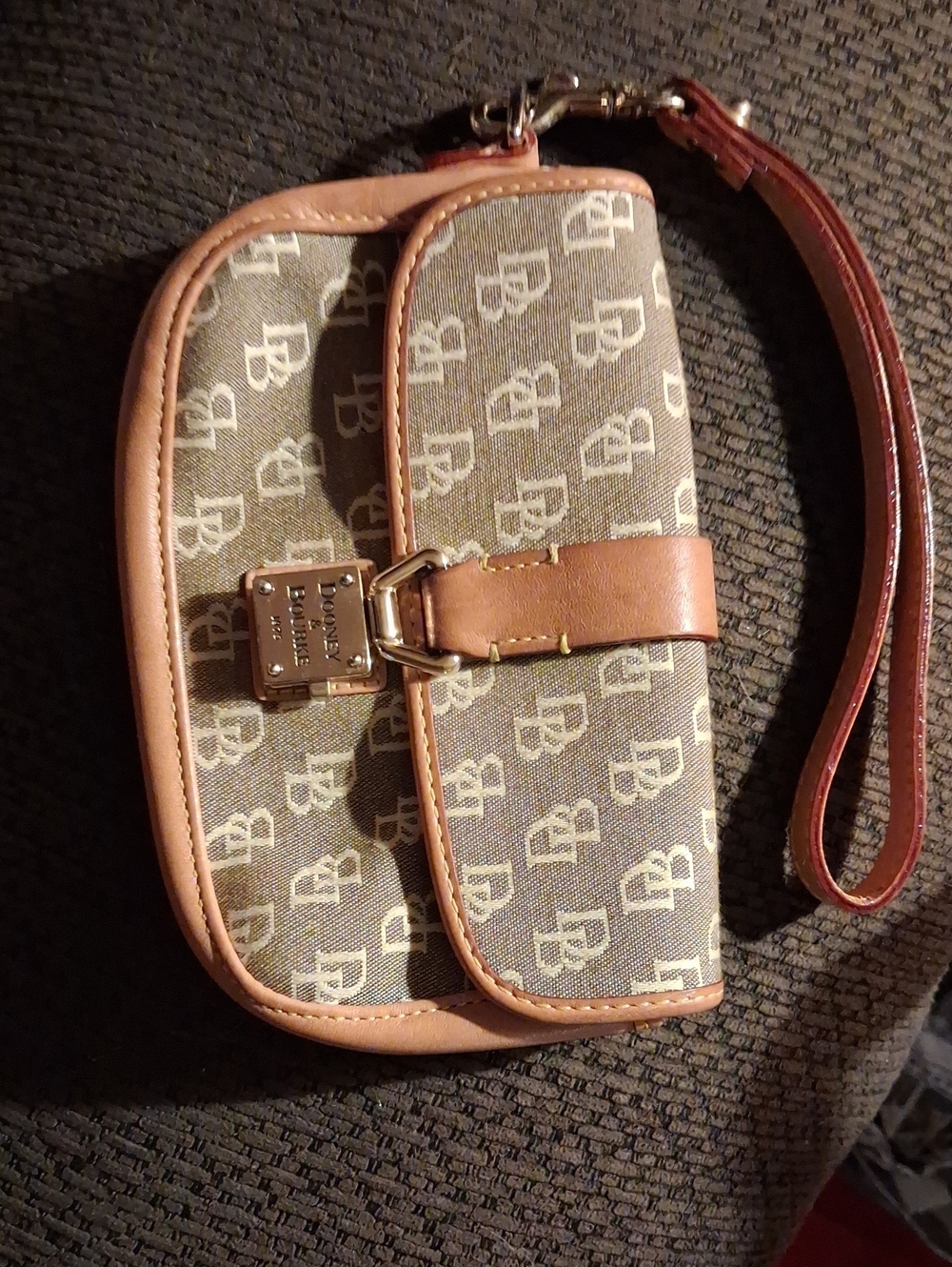 Dooney & Bourke Brown Monogram Wristlet Clutch with Tan Trim